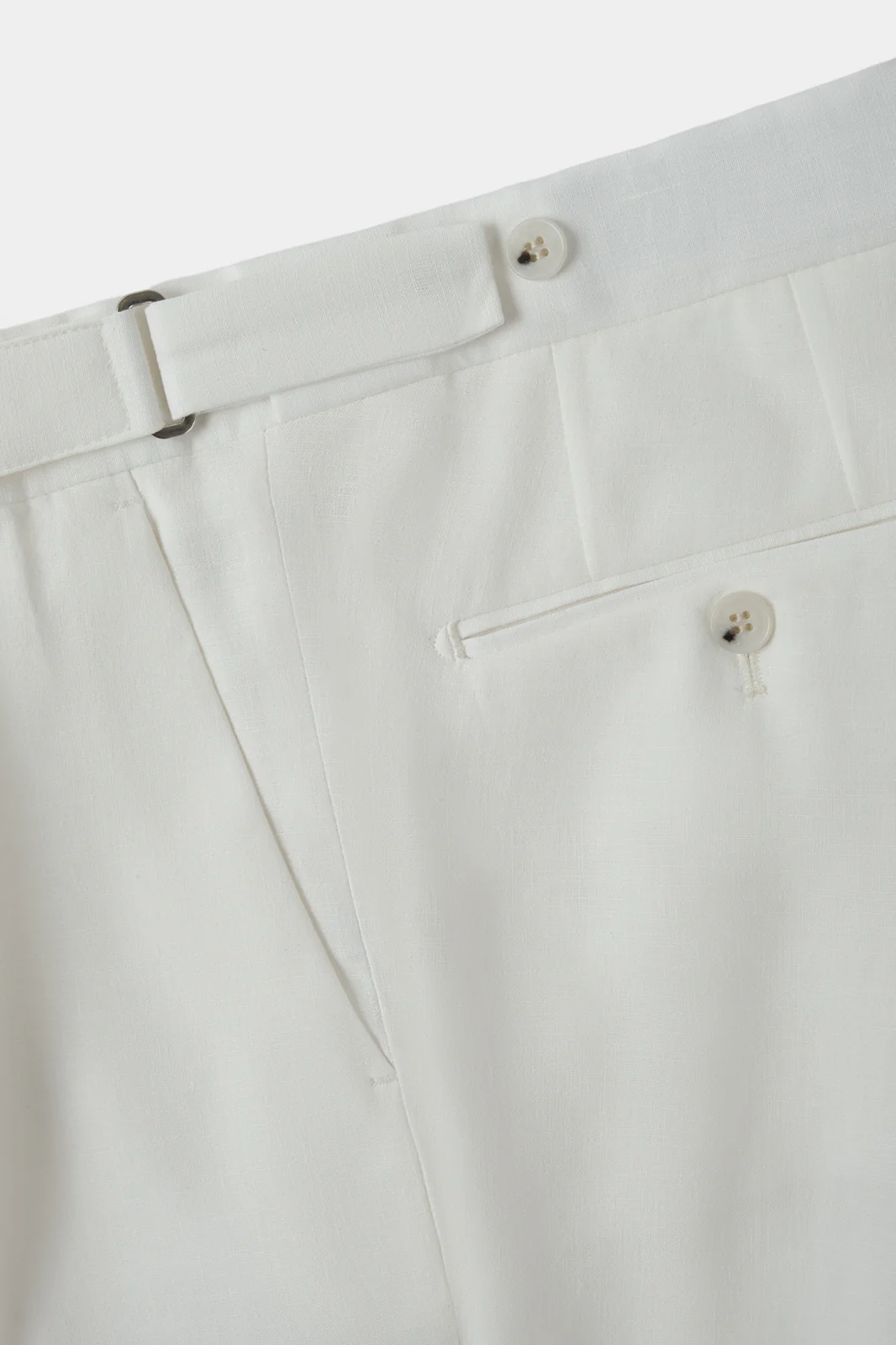 Costume croisé - Beige et pantalon blanc - Image 7