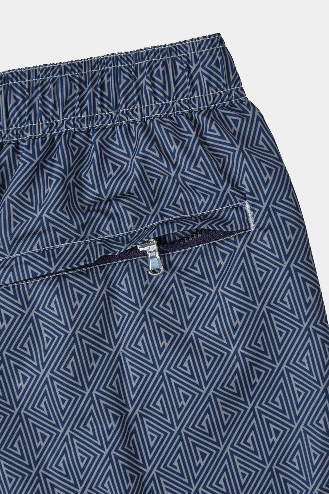 Short de bain gris à motif marine - Image 5