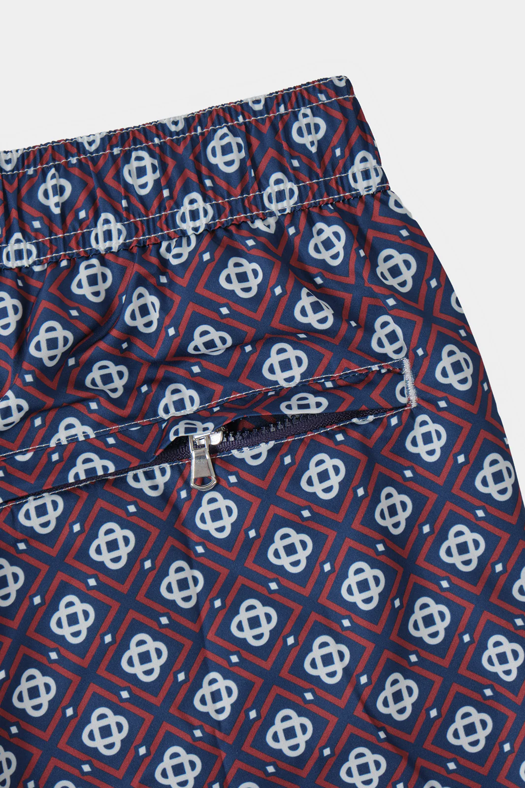 Short de bain marine à losange rouge - Image 5