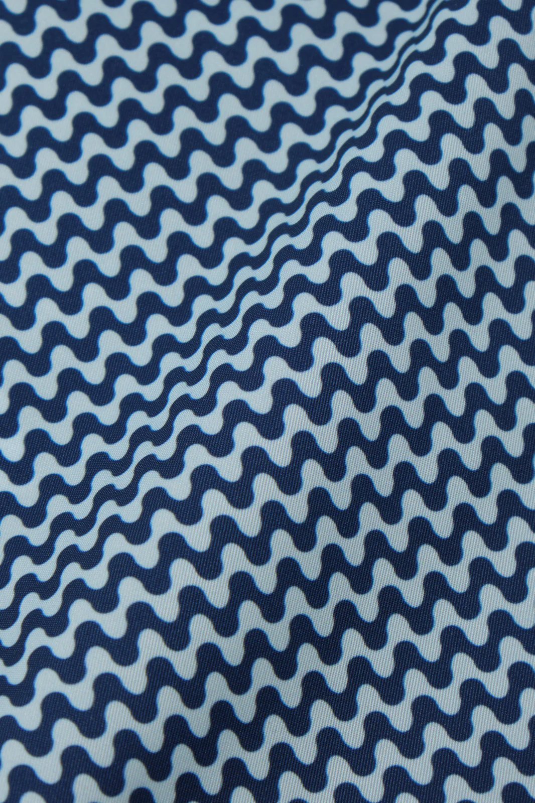 Short de bain marine à motif blanc - Image 6