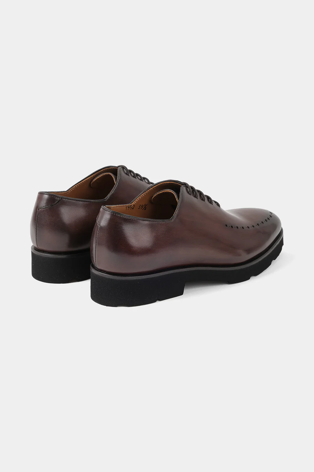 Souliers à lacets patiné avec œillets - Marron - Image 5