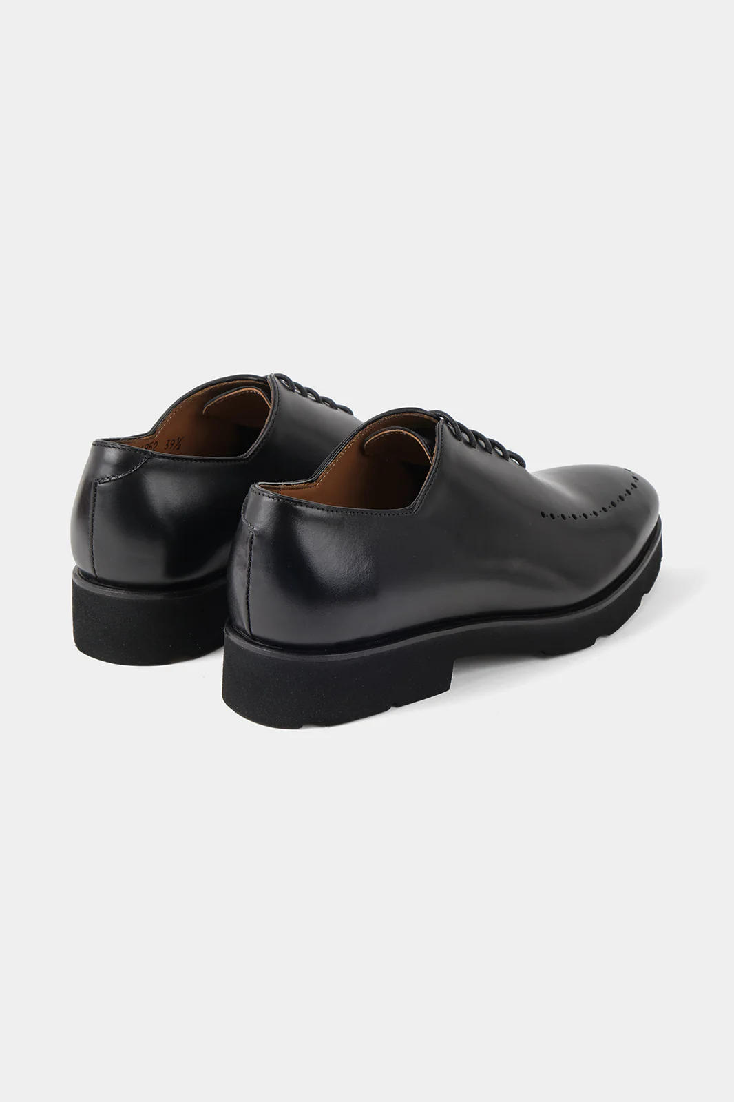 Souliers à lacets patiné avec œillets - Noir - Image 3